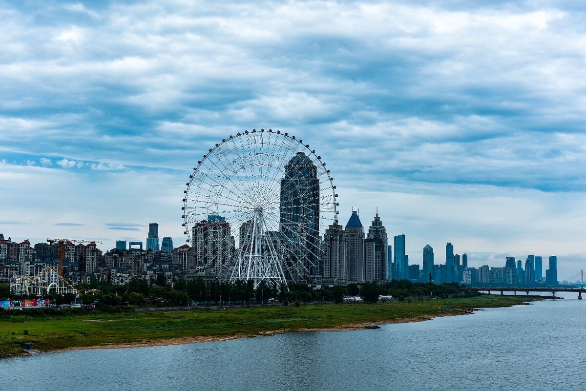 南昌夜总会招聘信息,南昌江右商务会客厅招聘,期待加入我们